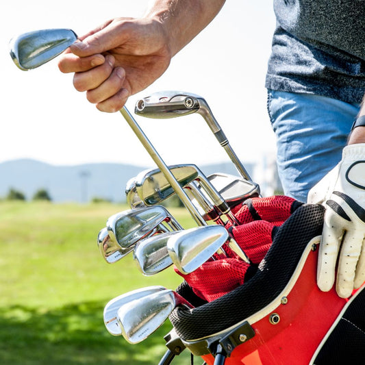 Mastering the Art of Golf Bag Organization: Unlocking the Best Ways to Arrange Your Golf Bag